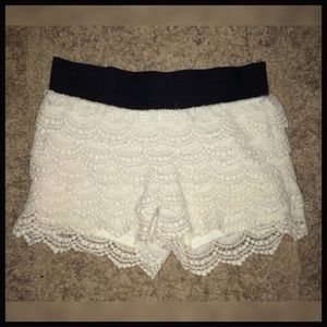Lace Scalloped Skirt / Shorts Skort